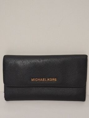 Michael Kors Jet Set Travel Black Leather Card Holder with Gold Logo